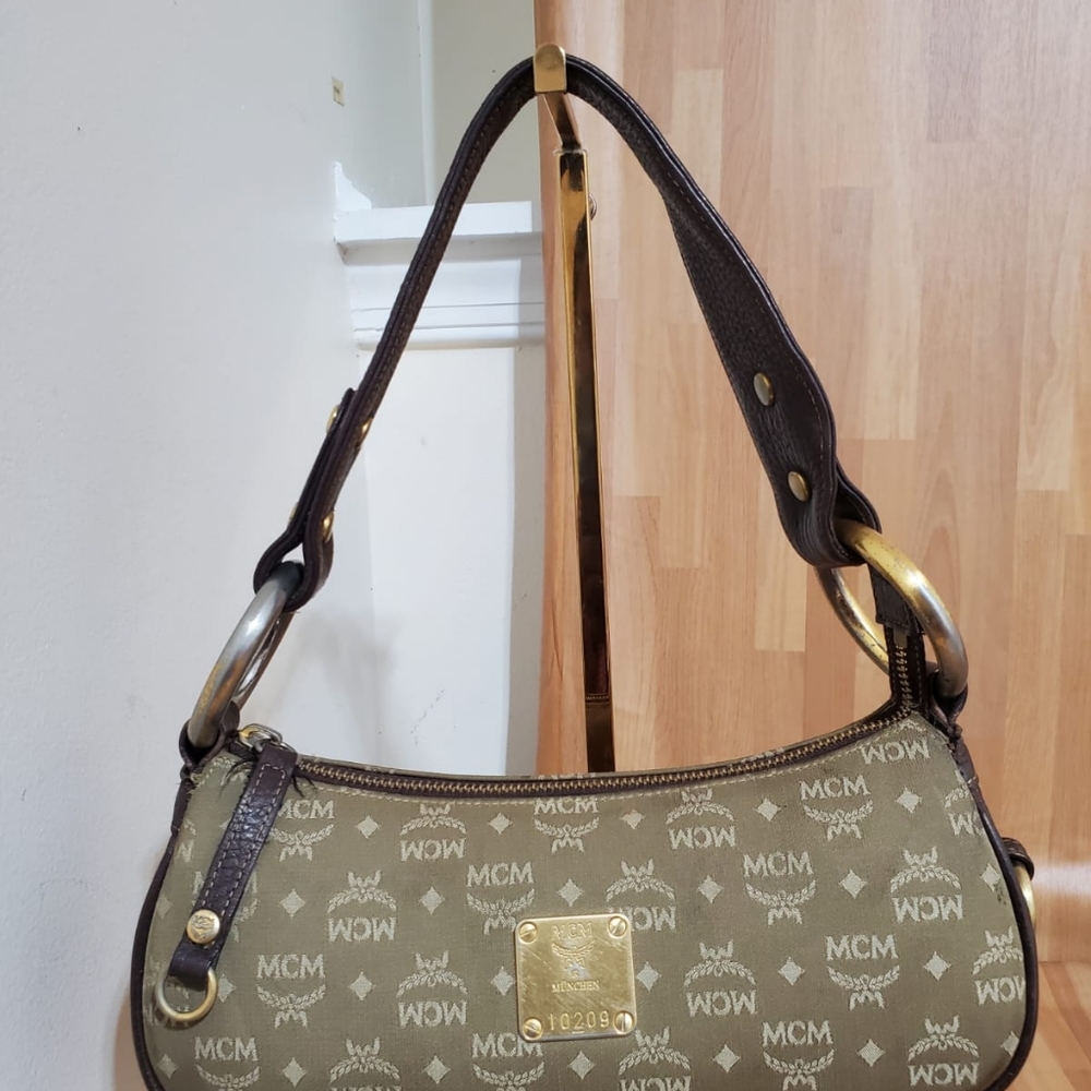 Authentic MCM Visetos Jacquard Baguette Green Shoulder Bag - Picture 9 of 9